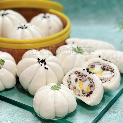 Bánh Bao Nhân Thịt Heo Trứng Cút