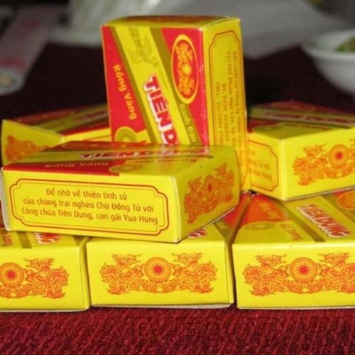 Bánh Đậu Xanh Rồng Vàng